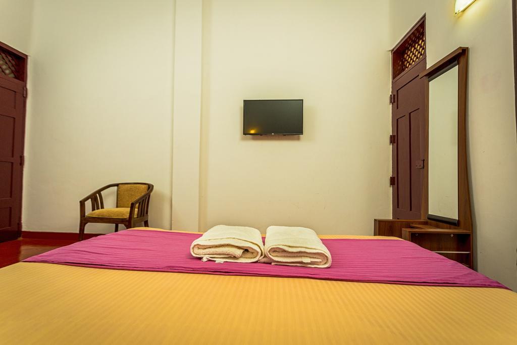 Dayanithi Guest House Jaffna Dış mekan fotoğraf