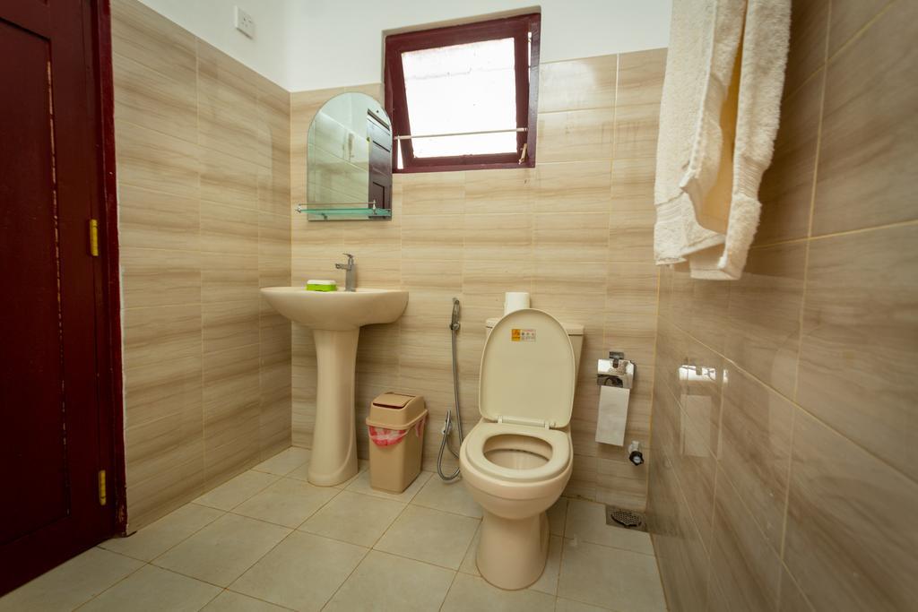 Dayanithi Guest House Jaffna Dış mekan fotoğraf